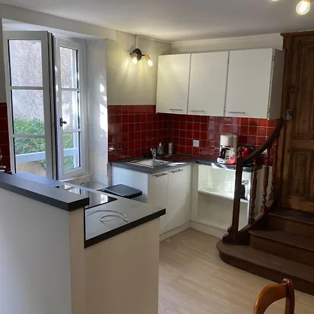 Apartment Center Old Port